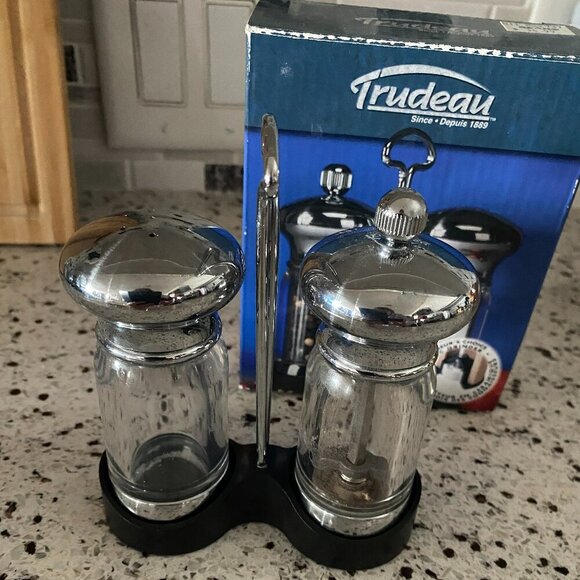 Trudeau Mini-Evolution Pepper Mill and Salt Shaker with Rack - Picture 1 of 5